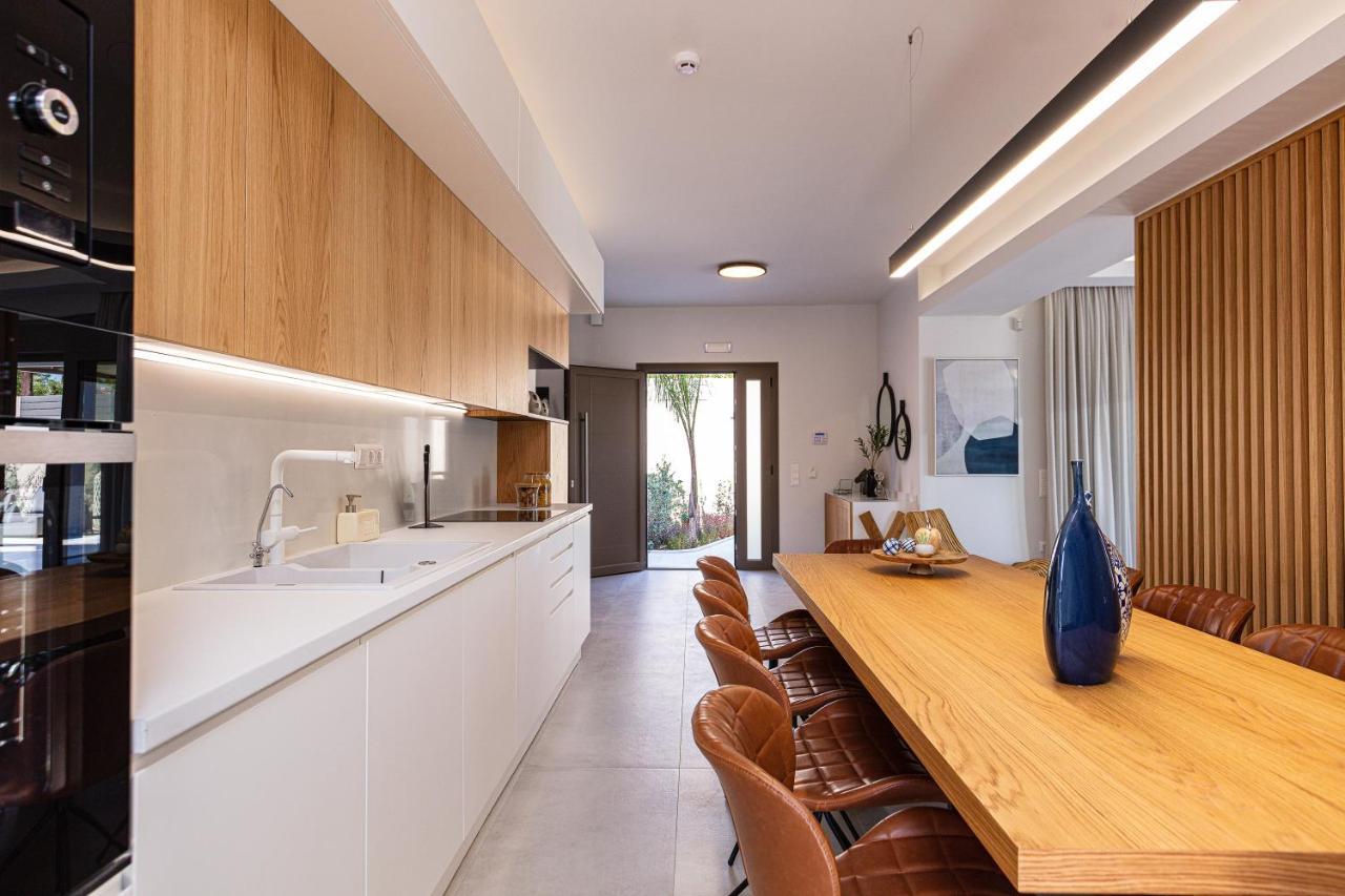 Lagoon Seabreeze Villa, Sumptuous Retreat, By Thinkvilla Panormos  Екстер'єр фото